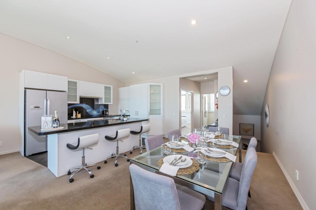 3 Bedroom Penthouse With Fabulous Views Auckland Bagian luar foto
